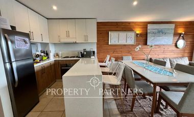 Lindo departamento en exclusivo condominio frente al lago