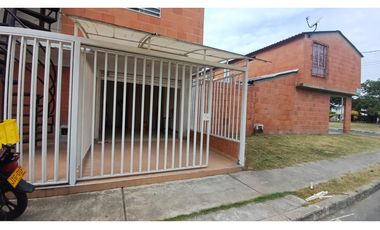 CASA EN VENTA - CEREZOS DE LA ITALIA - PALMIRA REF: 9460756