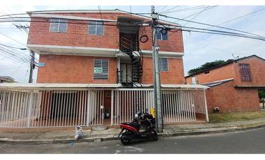 CASA EN VENTA - CEREZOS DE LA ITALIA - PALMIRA REF: 9460756