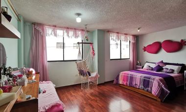 Casa en Venta Valle de los Chillos Parque de la Armenia Conjunto Privado