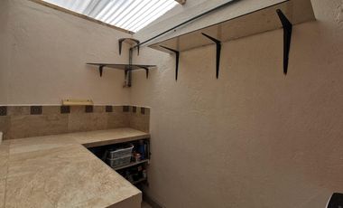 Casa en Venta Valle de los Chillos Parque de la Armenia Conjunto Privado