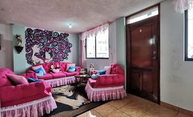 Casa en Venta Valle de los Chillos Parque de la Armenia Conjunto Privado