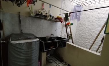 CASA MULTIFAMILIAR CON LOCAL EN VENTA - SAN PEDRO - PALMIRA  7486281