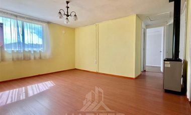 Departamento en Venta en COD38107 ¡¡¡ ECONÓMICO DEPARTAMENTO A 4 CUADRAS DE MUNICIPALIDAD Y CESFAM PADRE LAS CASAS !!!