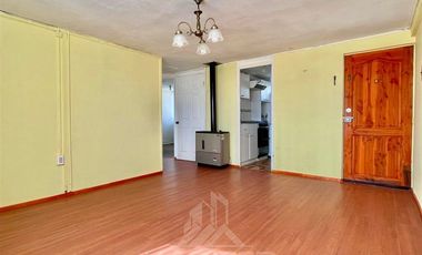 Departamento en Venta en COD38107 ¡¡¡ ECONÓMICO DEPARTAMENTO A 4 CUADRAS DE MUNICIPALIDAD Y CESFAM PADRE LAS CASAS !!!