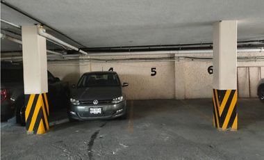 CÓMODA OFICINA EN SATELITE