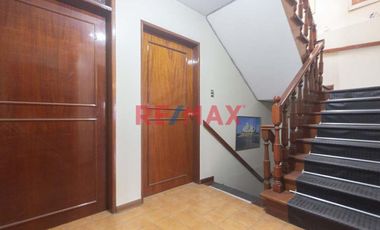 Acogedor Cuarto Con Baño Vista Externa