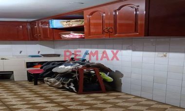 Acogedor Cuarto Con Baño Vista Externa