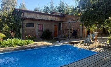 PARCELA EN COND. A ORILLAS DEL LAGO RAPEL