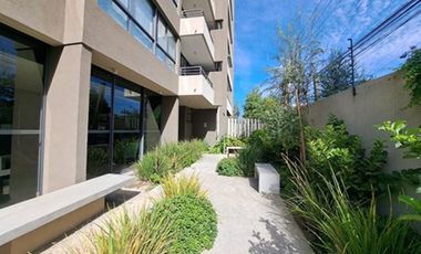 ESPACIOSO DEPARTAMENTO A PASOS DEL METRO LO VIAL