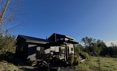 Hermosa casa con vista al lago Villarrica en condominio!