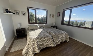 Hermosa casa con vista al lago Villarrica en condominio!