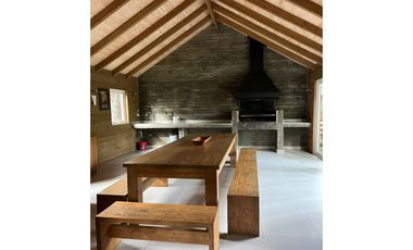 Lindisimo departamento amoblado, camino al volcán en arriendo año corrido!