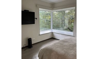 Lindisimo departamento amoblado, camino al volcán en arriendo año corrido!