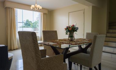 A 1 CDRA DE PARQUE| 5DORM|3BAÑOS|2cocheras| a metros de Av. Higuereta