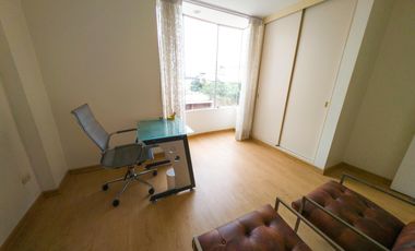 A 1 CDRA DE PARQUE| 5DORM|3BAÑOS|2cocheras| a metros de Av. Higuereta