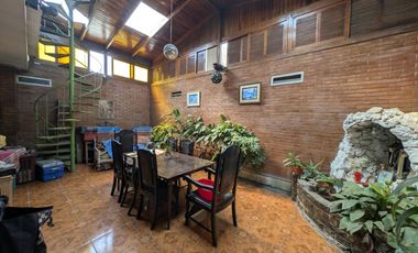 Amplia Casa en  URB. ELIO para familias grandes