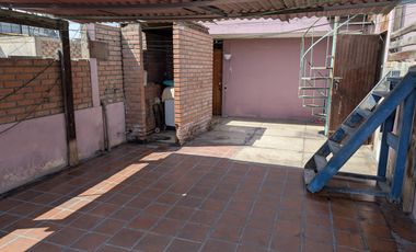 Amplia Casa en  URB. ELIO para familias grandes