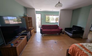 Amplia Casa en  URB. ELIO para familias grandes