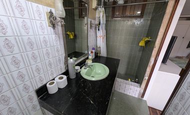 Amplia Casa en  URB. ELIO para familias grandes