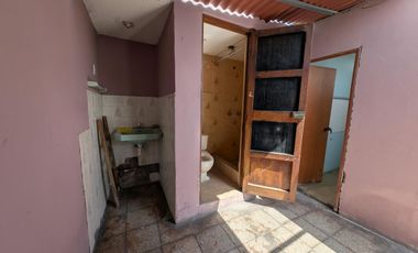 Amplia Casa en  URB. ELIO para familias grandes