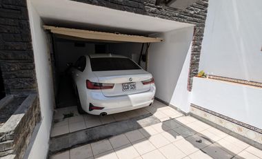 Amplia Casa en  URB. ELIO para familias grandes