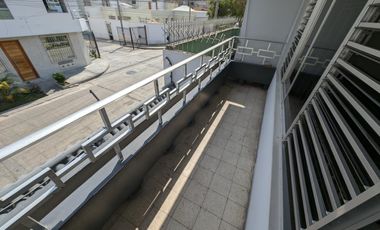 Amplia Casa en  URB. ELIO para familias grandes