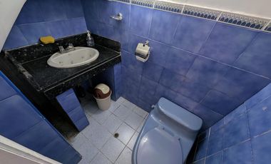 Amplia Casa en  URB. ELIO para familias grandes