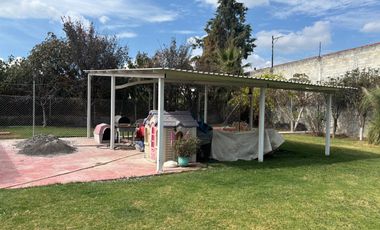 Casa en venta con jardín grande