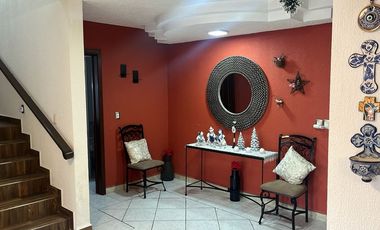 Casa en venta con jardín grande
