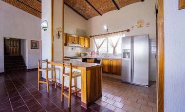 CASA EN VENTA EN  CHAPALA, JALISCO.