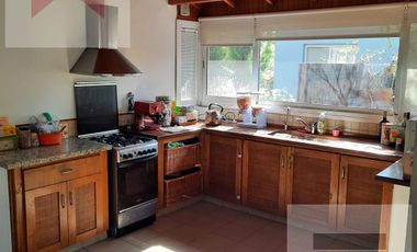 Casa en Santa Catalina Villanueva, Tigre, Alquiler Temporal (Marzo 2026)