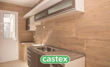 Departamento 3 ambientes en venta en planta baja en Saravi Village