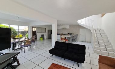 Casa Amueblada en Renta Condominio San Jerónimo