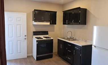 Departamento Semi Amueblado en Renta