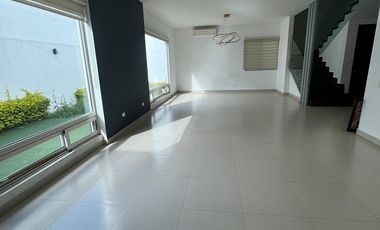 Casa en Renta – Cima del Bosque, Cumbres Elite 9° Sector