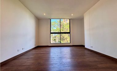 Vendo amplio apartamento en Catay sector Provenza, El Poblado