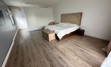 VENDE CASA EN PEREZ - LOS LAPACHOS