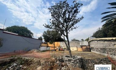 Terreno 1,319 m2 en Calle CERRADA con Seguridad 24 horas.