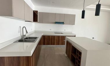 CASA EN VENTA EN PRIVADA TAMORA, CONKAL, ENTREGA INMEDIATA.