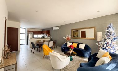 CASA CON HAB. EN PB Y ESTUDIO EN VENTA EN LOMAS DEL DORADO