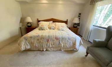 CASA EN VENTA EN LOMAS DE LAS ÁGUILAS