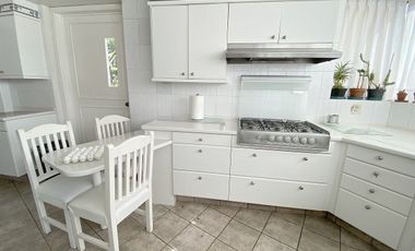 CASA EN VENTA EN LOMAS DE LAS ÁGUILAS