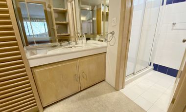 CASA EN VENTA EN LOMAS DE LAS ÁGUILAS