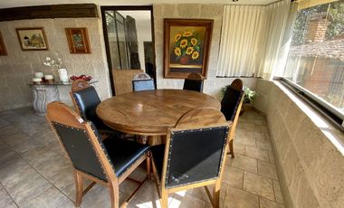 CASA EN VENTA EN LOMAS DE LAS ÁGUILAS