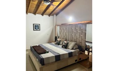 Casa para la venta en La Estrella Cerca del Parque - Antioquia