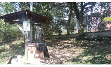 Casa para la venta en La Estrella Cerca del Parque - Antioquia