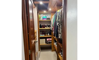 Casa para la venta en La Estrella Cerca del Parque - Antioquia