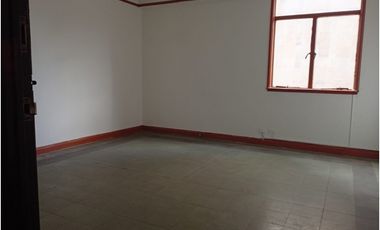 Venta de oficina en La Calendaria en todo el corazón de Medellín