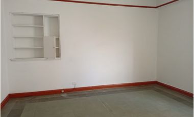Venta de oficina en La Calendaria en todo el corazón de Medellín